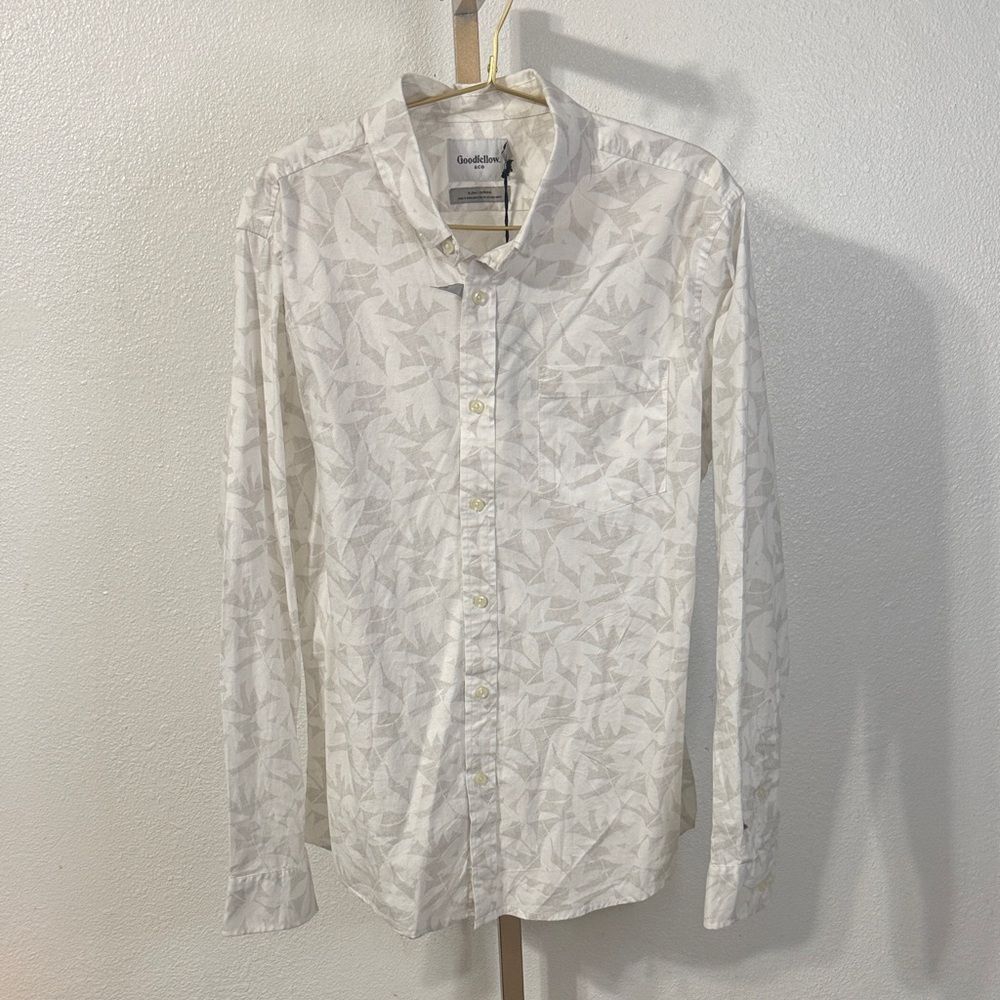 Goodfellow & Co -Cream Leaf Pattern button down Shirt- slim fit- Size Large